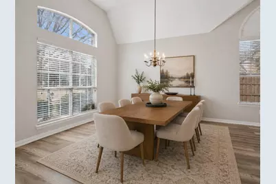 13514 Valencia Drive, Frisco, TX 75035 - Photo 9