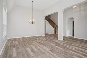 13514 Valencia Dr, Frisco, TX 75035 - Photo 9