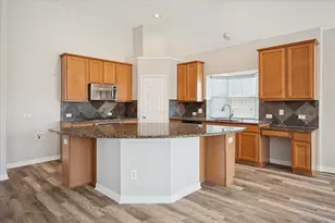 13514 Valencia Dr, Frisco, TX 75035 - Photo 5