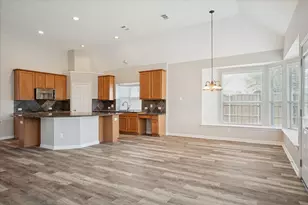 13514 Valencia Dr, Frisco, TX 75035 - Photo 3