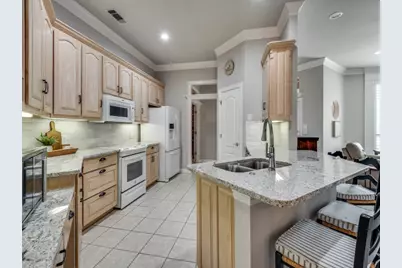 5105 National Court, Arlington, TX 76017 - Photo 7