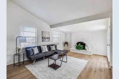 1822 Woodbury, Carrollton, TX 75007 - Photo 9