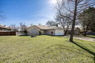 116 Misty View Ln, Roanoke, TX 76262 - Photo 3