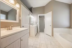 116 Misty View Ln, Roanoke, TX 76262 - Photo 19