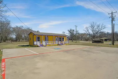 705 E Pine Street, Edgewood, TX 75117 - Photo 9