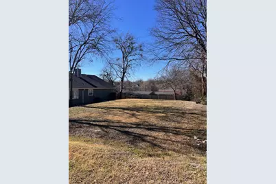 304 McKinney Avenue, McKinney, TX 75069 - Photo 1