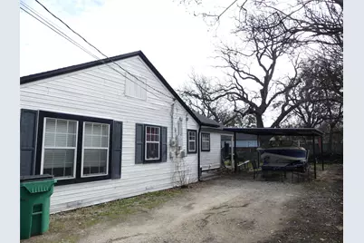 307 Rock Street, Bowie, TX 76230 - Photo 5