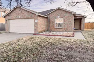 2435 Silverado Trail, Grand Prairie, TX 75052 - Photo 1