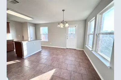 2435 Silverado Trail, Grand Prairie, TX 75052 - Photo 5