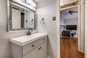 2835 Keller Springs Rd, Carrollton, TX 75006 - Photo 17