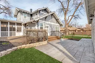 2200 W 10th St, Dallas, TX 75208 - Photo 33