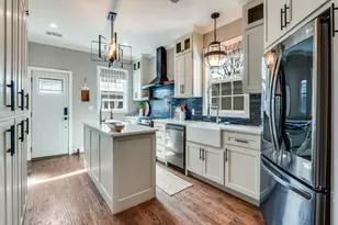 2200 W 10th St, Dallas, TX 75208 - Photo 17