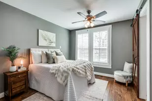 2200 W 10th St, Dallas, TX 75208 - Photo 27