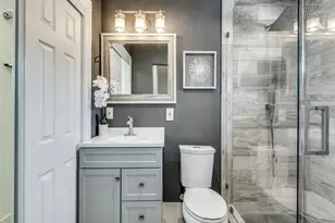 2200 W 10th St, Dallas, TX 75208 - Photo 25