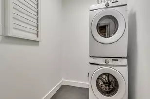 2200 W 10th St, Dallas, TX 75208 - Photo 21