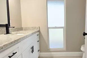 1302 La Salle Dr, Sherman, TX 75090 - Photo 11