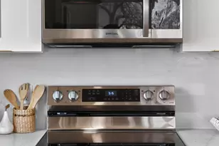 2414 Anderson St, Dallas, TX 75215 - Photo 9