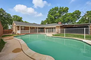 2915 Touraine Dr, Dallas, TX 75211 - Photo 35