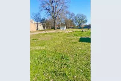 1420 S Broadway Street, Sulphur Springs, TX 75482 - Photo 1