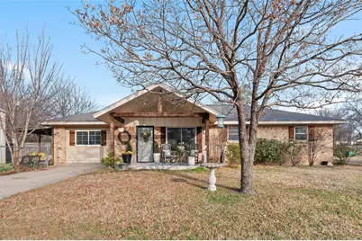 403 Magnolia Avenue, Pottsboro, TX 75076 - Photo 1