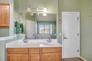 409 Lakemont Dr, Hutto, TX 78634 - Photo 25