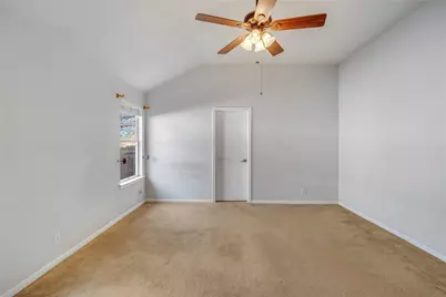 409 Lakemont Drive, Hutto, TX 78634 - Photo 19