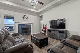 12705 Whispering Wind Dr, Godley, TX 76044 - Photo 5