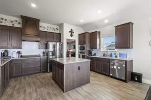 12705 Whispering Wind Dr, Godley, TX 76044 - Photo 13