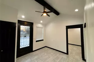 300 Ave B, Ennis, TX 75119 - Photo 5