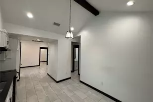 300 Ave B, Ennis, TX 75119 - Photo 3