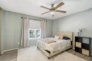 1337 S 11th St, Waco, TX 76706 - Photo 9