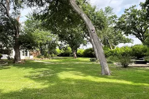 6802 Bert Ln, Dallas, TX 75240 - Photo 7