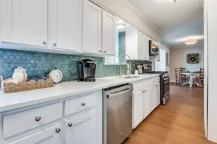 180 Oakhurst Dr, Bedford, TX 76022 - Photo 13