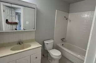 629 E Mission St, Crowley, TX 76036 - Photo 11