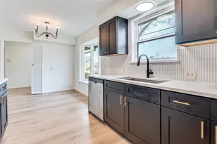 2224 Reynoldston Ln, Dallas, TX 75232 - Photo 9