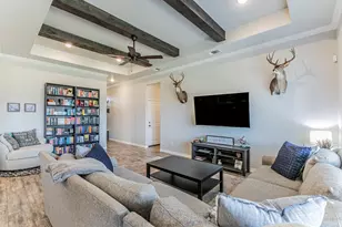 701 Juniper Dr, Troy, TX 76579 - Photo 5