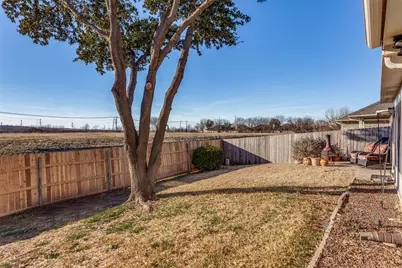 7409 Cascade Court, Haltom City, TX 76137 - Photo 25
