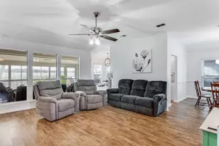 7409 Cascade Ct, Fort Worth, TX 76137 - Photo 5