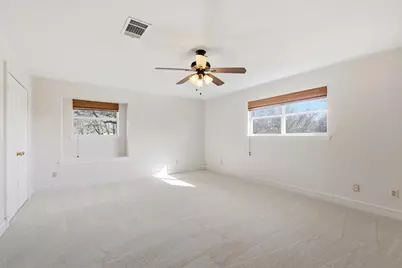 361 Oakview Drive, Lewisville, TX 75077 - Photo 23