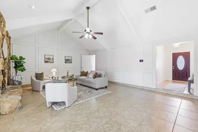 361 Oakview Drive, Lewisville, TX 75077 - Photo 5