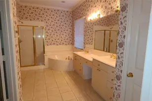 7523 Aberdon Rd, Dallas, TX 75252 - Photo 9