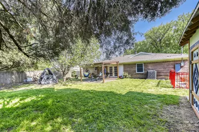 13533 Charcoal Lane, Farmers Branch, TX 75234 - Photo 23