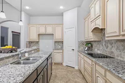 5204 Cross Plains Court, Fort Worth, TX 76126 - Photo 9