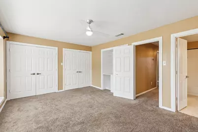 9434 Abbey Road, Irving, TX 75063 - Photo 31