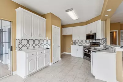 9434 Abbey Road, Irving, TX 75063 - Photo 13