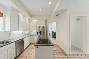 9420 Blue Jay Way, Irving, TX 75063 - Photo 11