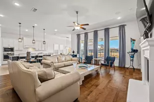 7605 Windsor, The Colony, TX 75056 - Photo 3