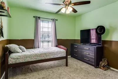 2110 Burrows Trail, Grand Prairie, TX 75052 - Photo 23