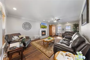 3101 Sunrise Ct, Granbury, TX 76048 - Photo 15