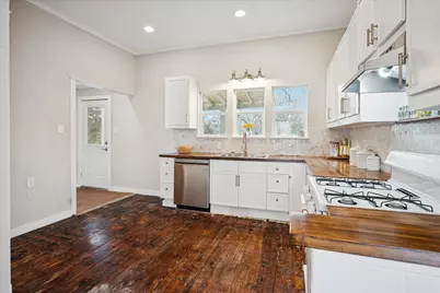 512 Elm Street S, Sherman, TX 75090 - Photo 11